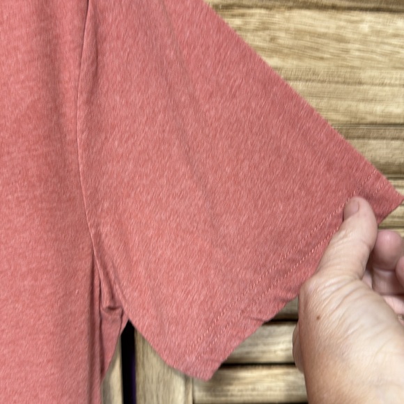 Red Graphic "YAS QUEEN" Short Sleeve T-Shirt Size Large - Picture 5 of 7